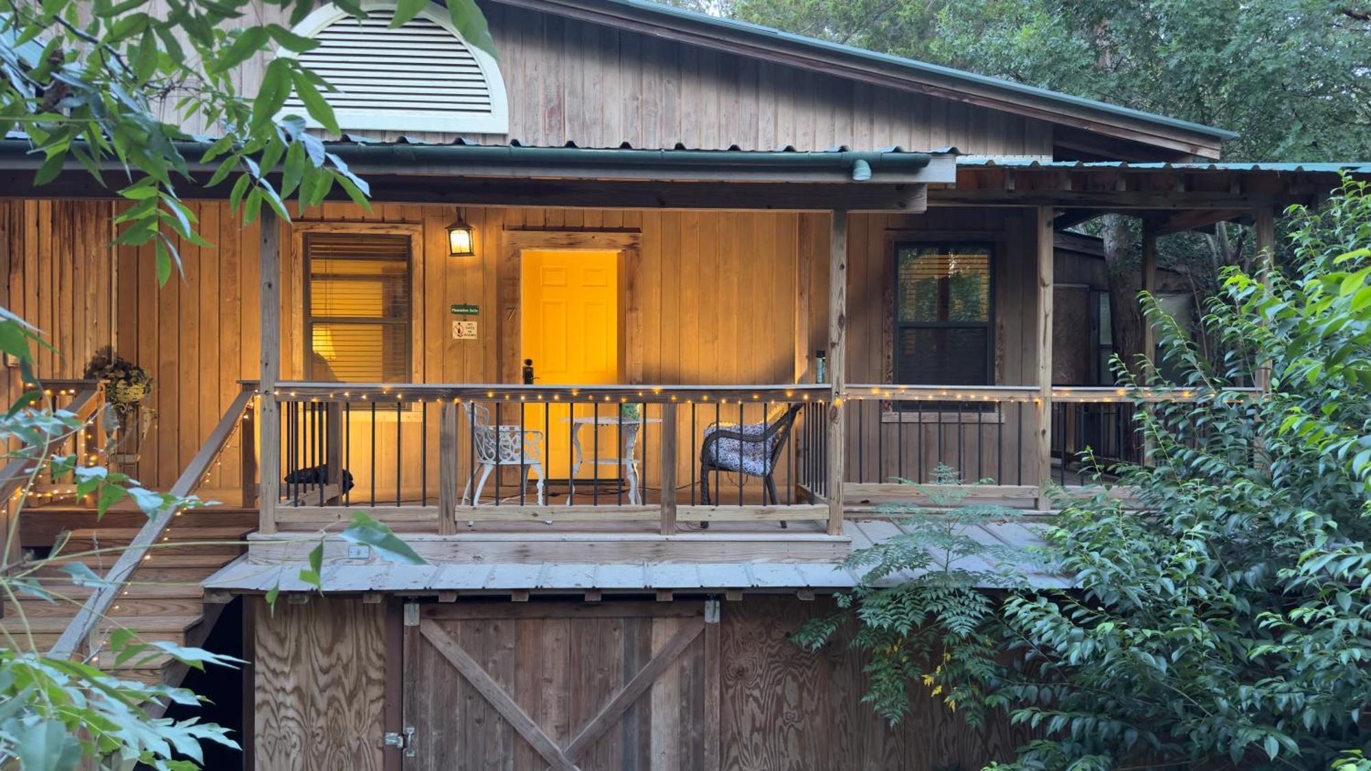 Bed And Breakfast On White Rock Creek ウェーコ エクステリア 写真
