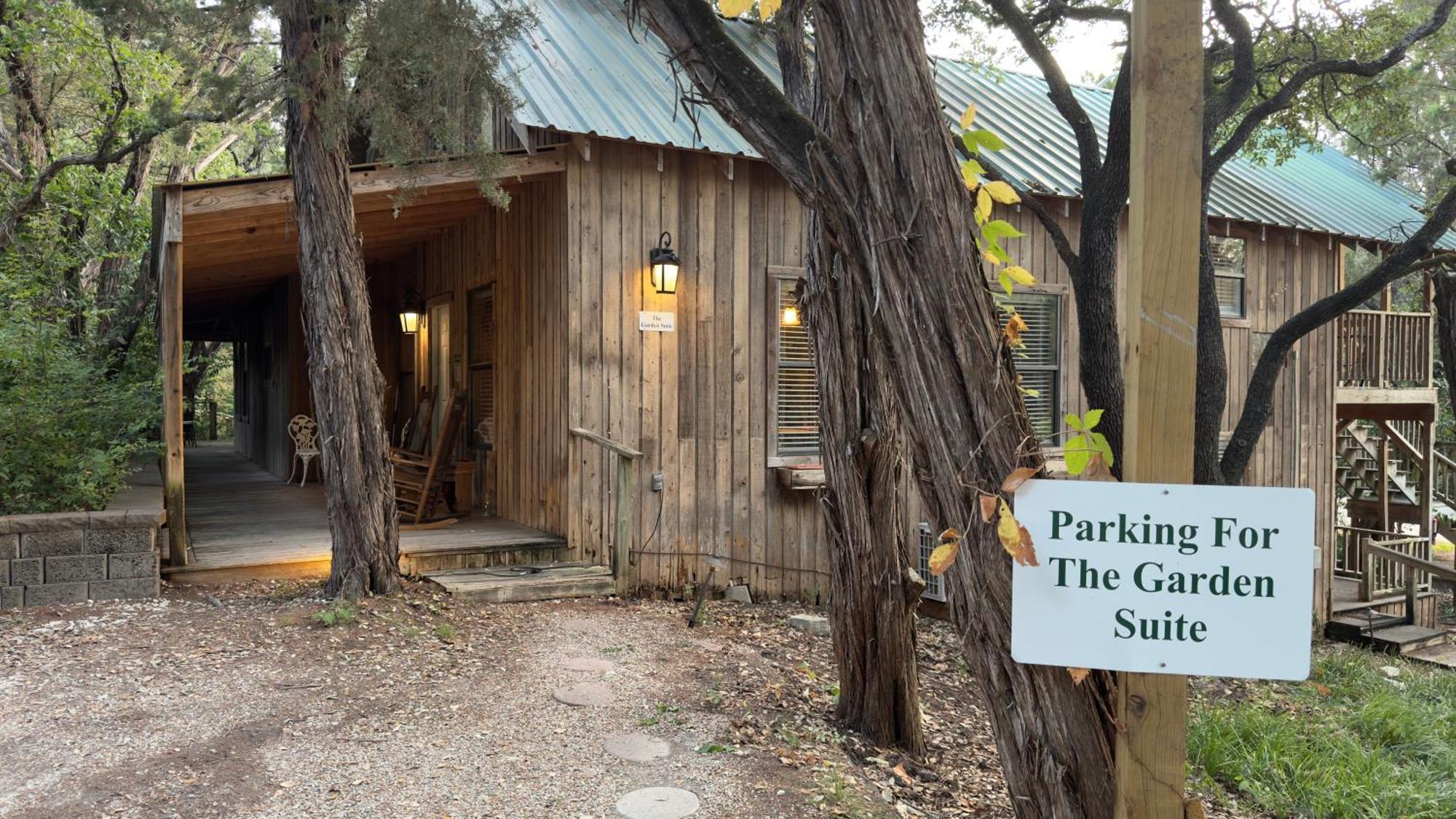 Bed And Breakfast On White Rock Creek ウェーコ エクステリア 写真
