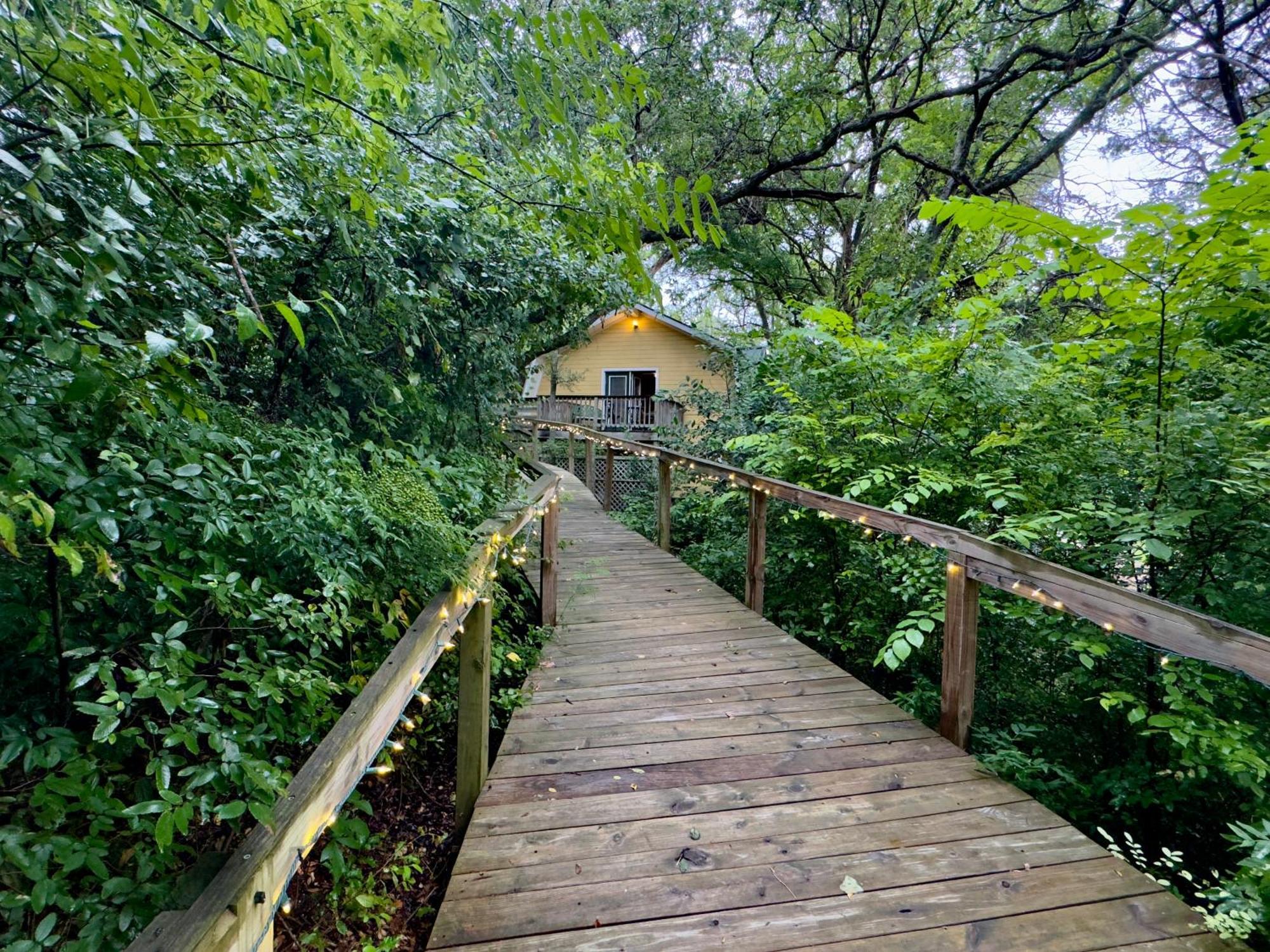 Bed And Breakfast On White Rock Creek ウェーコ エクステリア 写真